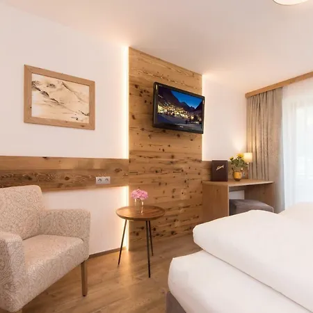Hotel Antony 4*